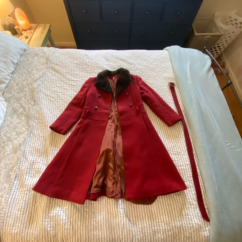 Vintage 1970s Wool Coat with belt